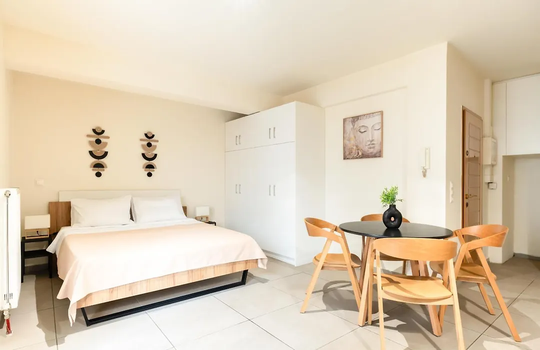 Elysee Apartment 4-1